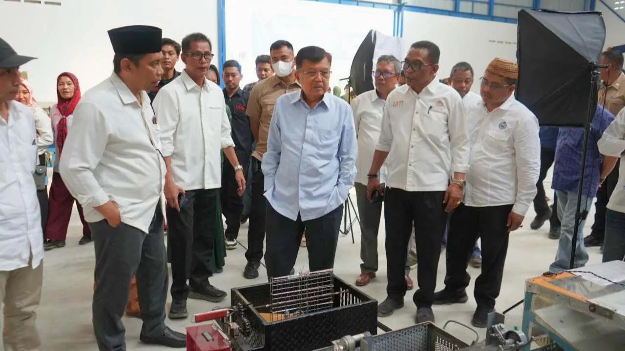 Yayasan Hadji Kalla-Yayasan Al Ghazali Resmikan Workshop H Achmad Kalla Fakultas Teknik UIM