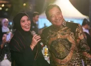 Pj Gubernur Didampingi Ketua TP PKK Sulsel Hadiri Puncak Festival Phinisi Bulukumba