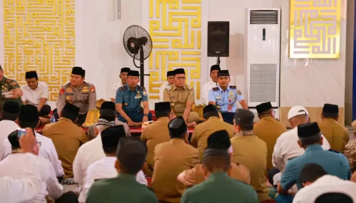 Danny Pomanto, Pj Gubernur, Pangdam XIV Hasanuddin dan Kapolda Ikuti Sulsel Bersalawat