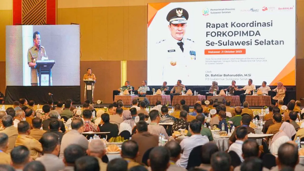 Jelang Pemilu 2024, Pj Gubernur Bahtiar Pimpin Rakor dengan Forkopimda, Forkopimcam, KPU & Bawaslu se-Sulsel