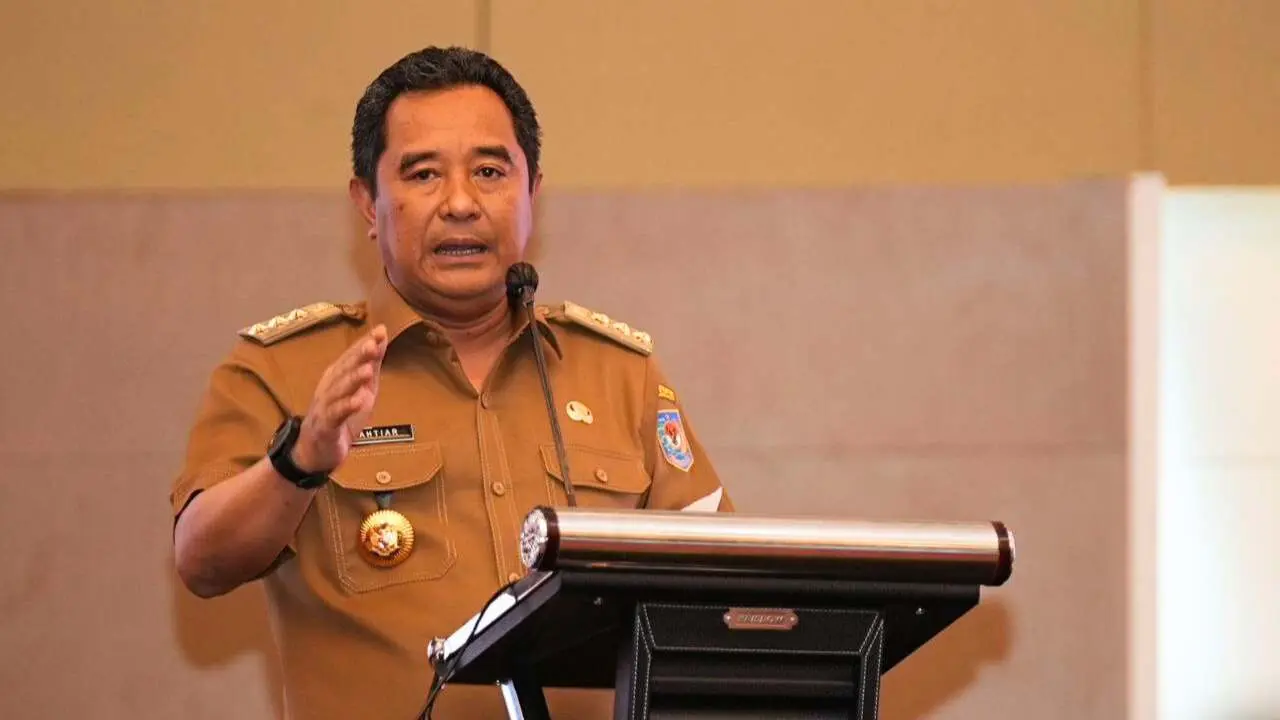Jelang Pemilu 2024, Pj Gubernur Bahtiar Pimpin Rakor dengan Forkopimda, Forkopimcam, KPU & Bawaslu se-Sulsel 2 Jelang Pemilu 2024, Pj Gubernur Bahtiar Pimpin Rakor dengan Forkopimda, Forkopimcam, KPU & Bawaslu se-Sulsel