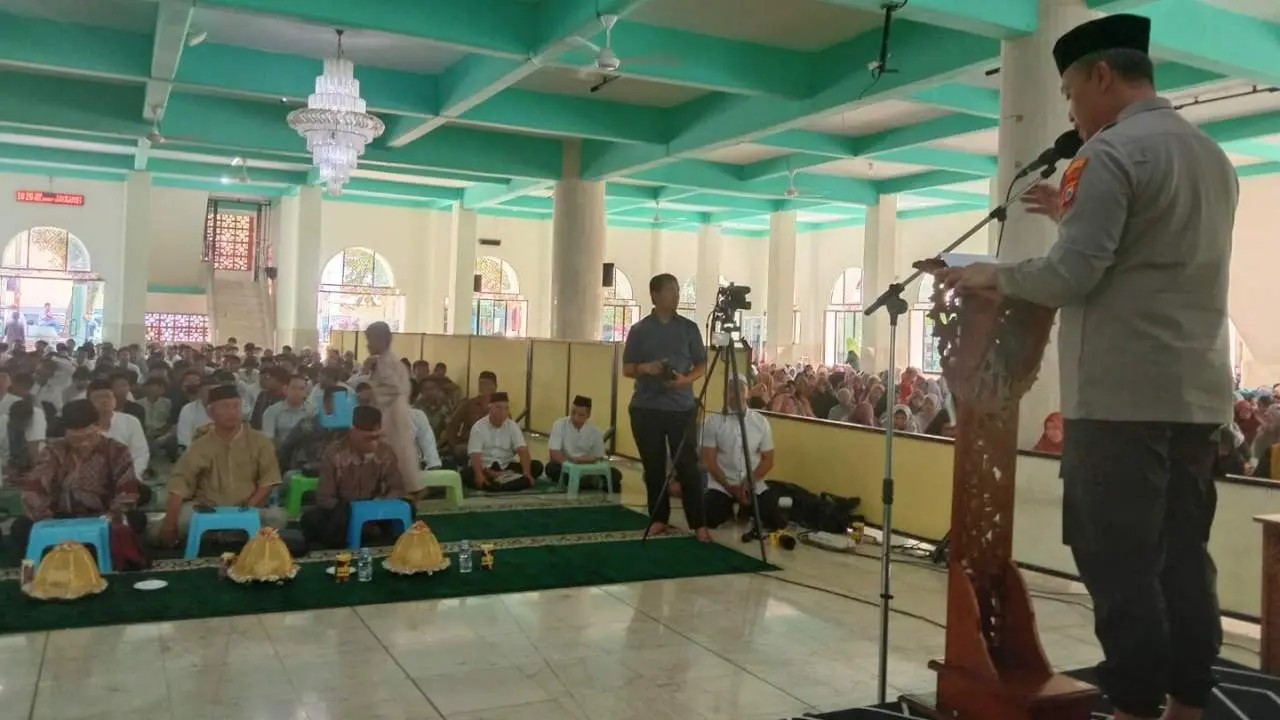 Kapolrestabes Makassar Ceramah Kamtibmas di Pengajian Umum LDII