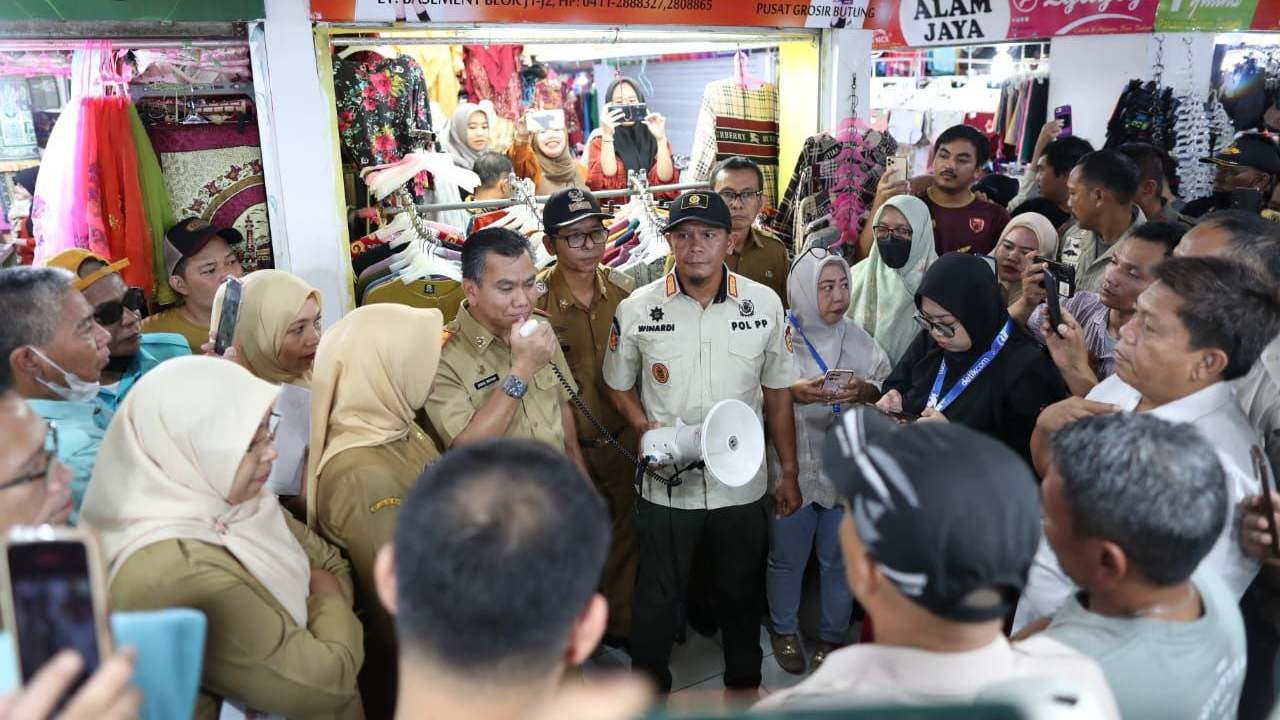 Kesbang Pol Makassar Sosialisasikan Kajian Hukum Perkara Pengelolaan Pasar Butung