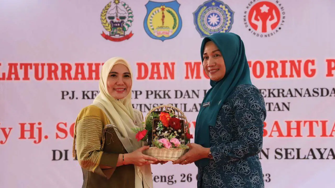 Sofha Marwah Motivasi Pengurus PKK dan Dekranasda Selayar