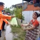 Bupati Pangkep Salurkan 1700 Bungkus Nasi Pada Warga Terdampak Banjir