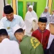 Singgah di Masjid Al Amir Fil-Jannah Bajoe, Pj Gubernur Doakan Tahfidz Yatim Sukses dan Semangat Belajar
