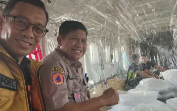 Atasi Kekeringan Ekstrem, Pemprov Sulsel Semai 10 Ton NaCl untuk Datangkan Hujan 8 Atasi Kekeringan Ekstrem, Pemprov Sulsel Semai 10 Ton NaCl untuk Datangkan Hujan