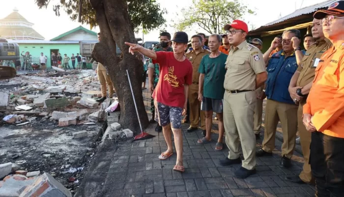 Danny Pomanto Minta PLN Punya Tanggung Jawab Sosial di Tengah Pemadaman & Bahaya Kebakaran