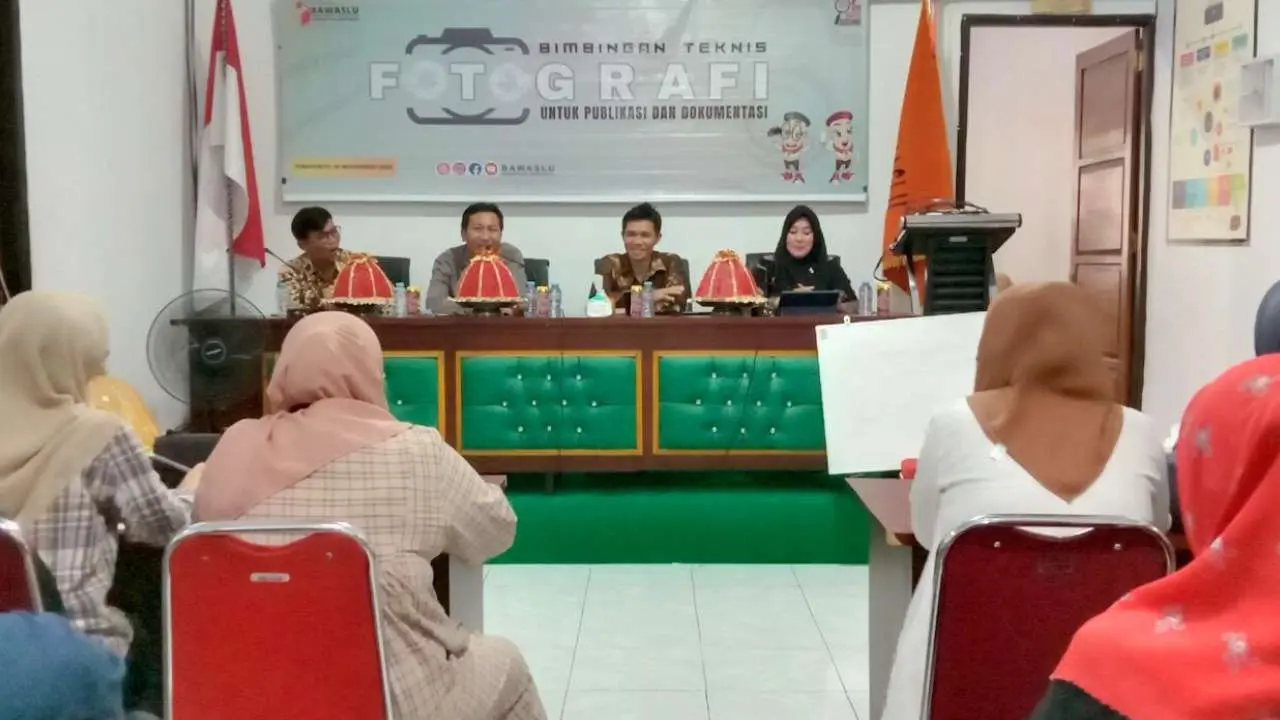 Bimtek Fotografi untuk Publikasi-Dokumentasi bagi Panwascam & Staf se-Kabupaten Jeneponto 2 Bimtek Fotografi untuk Publikasi-Dokumentasi bagi Panwascam & Staf se-Kabupaten Jeneponto
