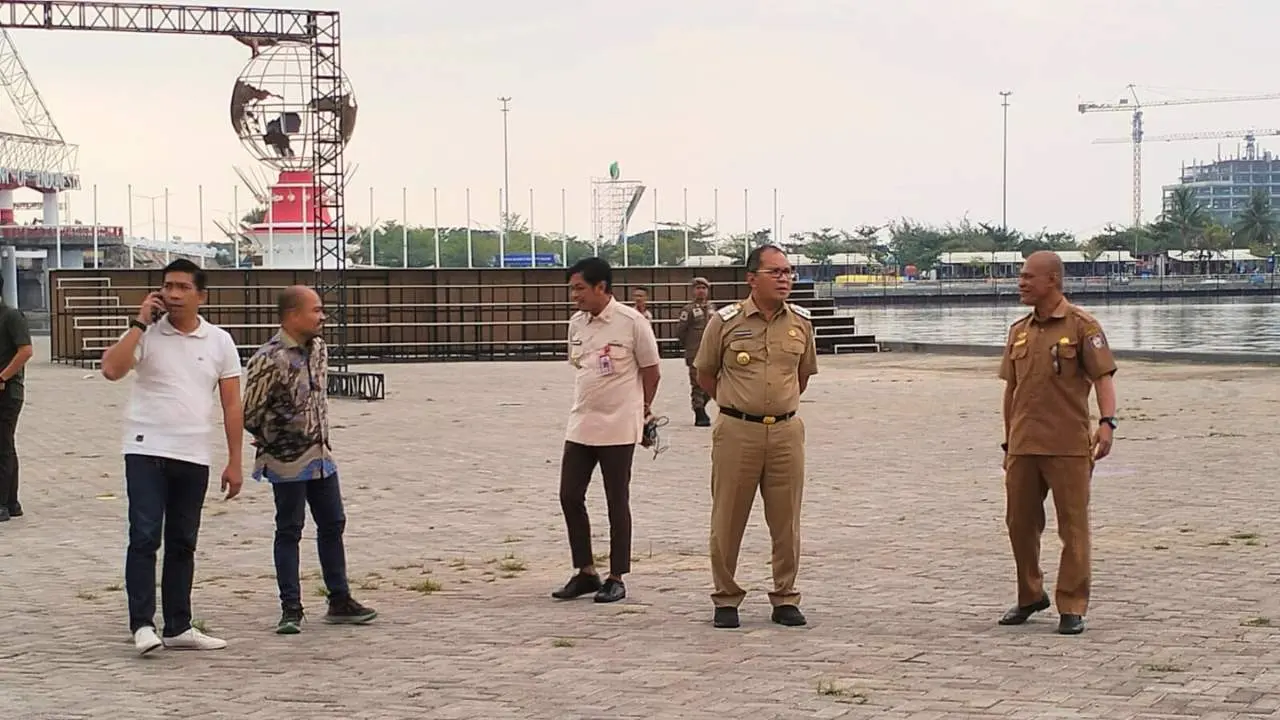 Wali Kota Makassar Senang Pembangunan Rumah Adat Tongkonan Sudah Mencapai 90 Persen