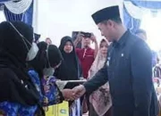Bupati Pangkep Serahkan SK 4 Nakes P3K