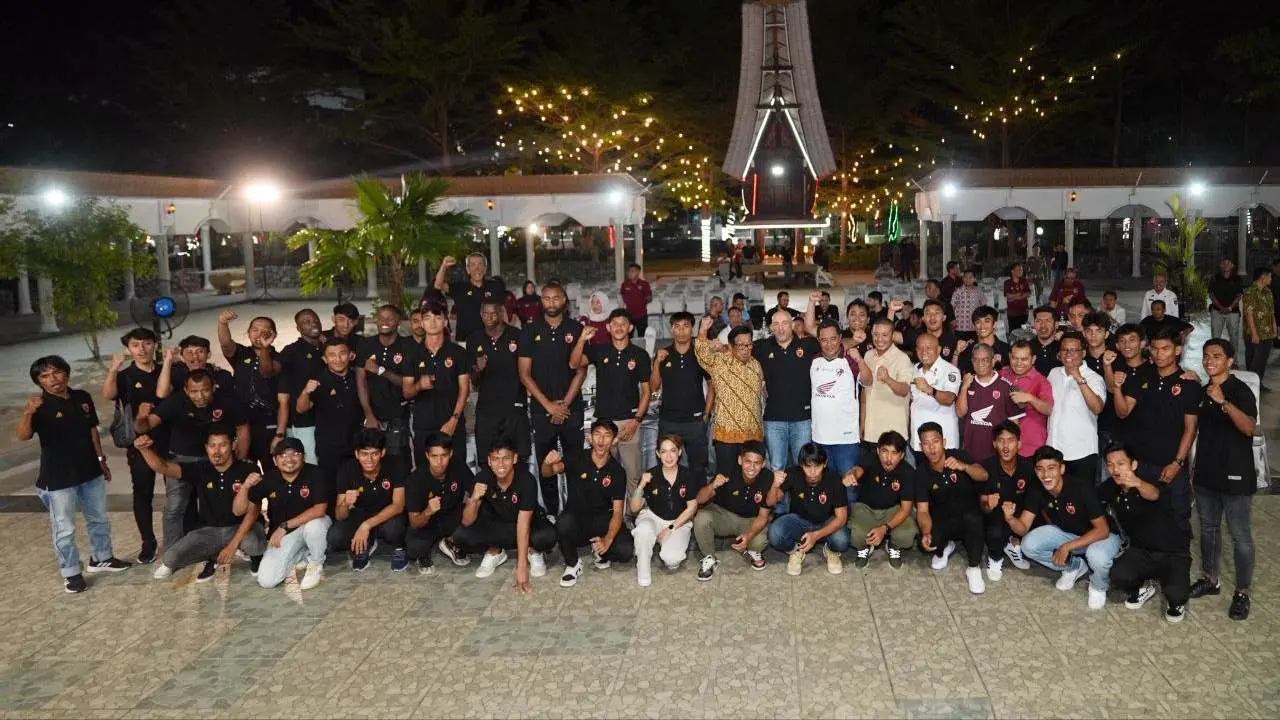 Pj Gubernur Sulsel Lepas dan Doakan PSM Makassar Jadi Juara Liga 1