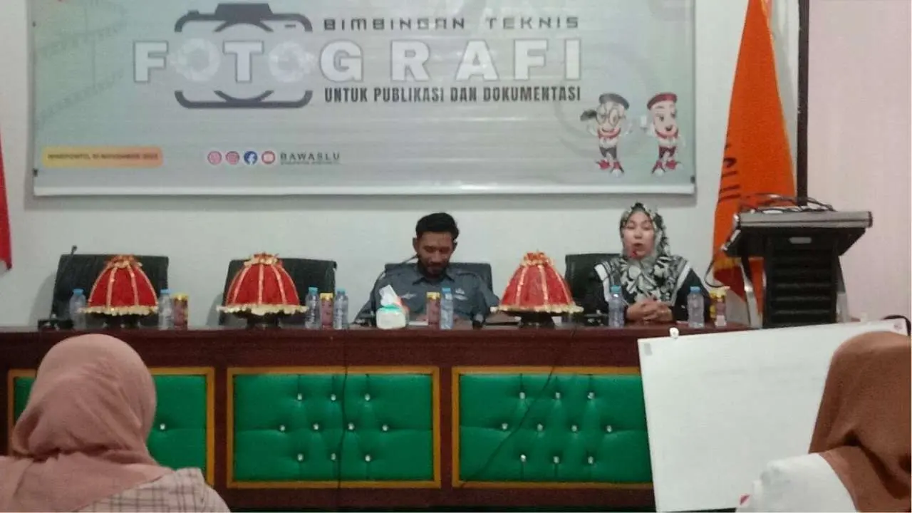 Bimtek Fotografi untuk Publikasi-Dokumentasi bagi Panwascam & Staf se-Kabupaten Jeneponto 3 Bimtek Fotografi untuk Publikasi-Dokumentasi bagi Panwascam & Staf se-Kabupaten Jeneponto