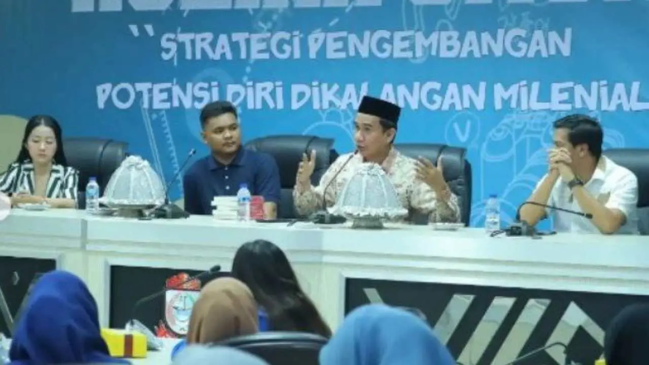 Ketua DPRD Makassar Motivasi Mahasiswa dari berbagai Universitas Dalam Membangun Jaringan