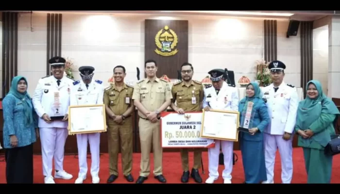 Tiga Kades di Pangkep Terima Penghargaan dari Gubernur Sulsel