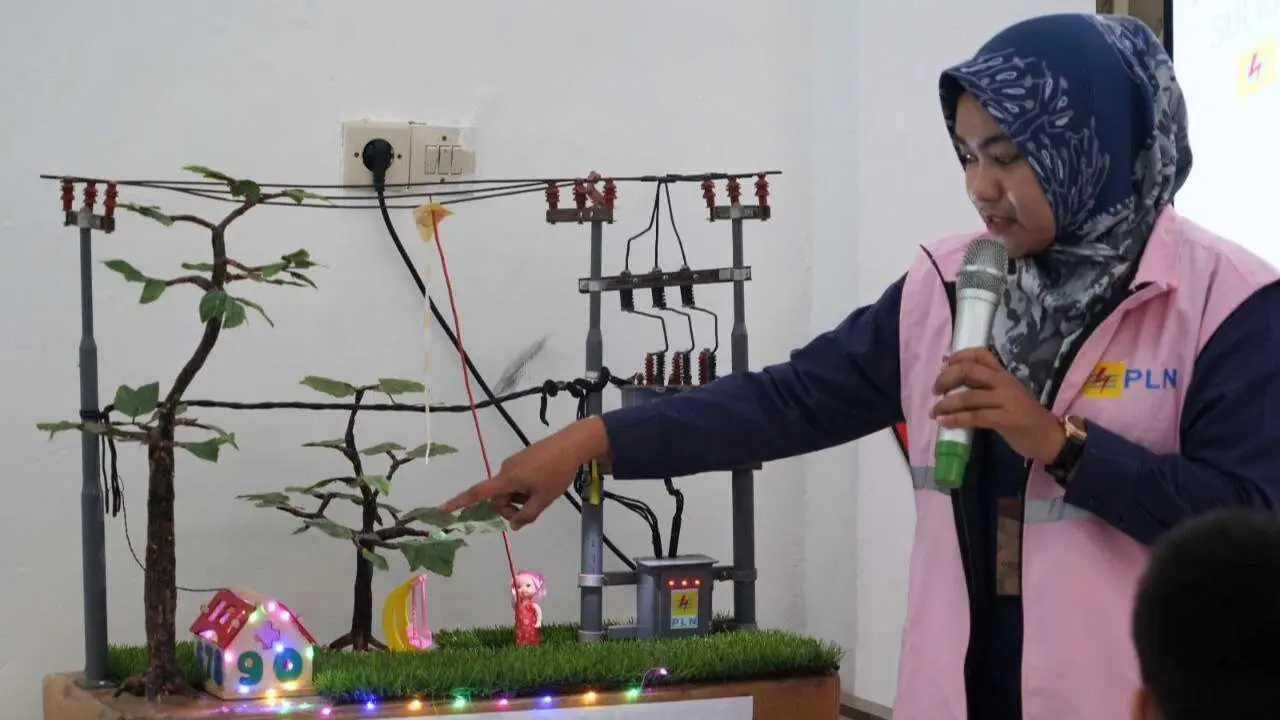 Mengenal Kelistrikan, Srikandi Kenalkan Proses Bisnis PLN Sejak Dini