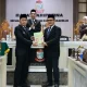 Wali Kota Danny Sampaikan Ranperda Tentang APBD 2024 di DPRD Makassar