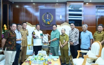 Timsel KI & KPID Sulsel Serahkan Hasil Seleksi Calon Komisioner ke Pj Gubernur Bahtiar