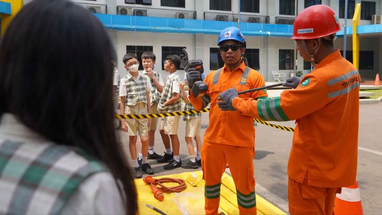 Mengenal Kelistrikan, Srikandi Kenalkan Proses Bisnis PLN Sejak Dini