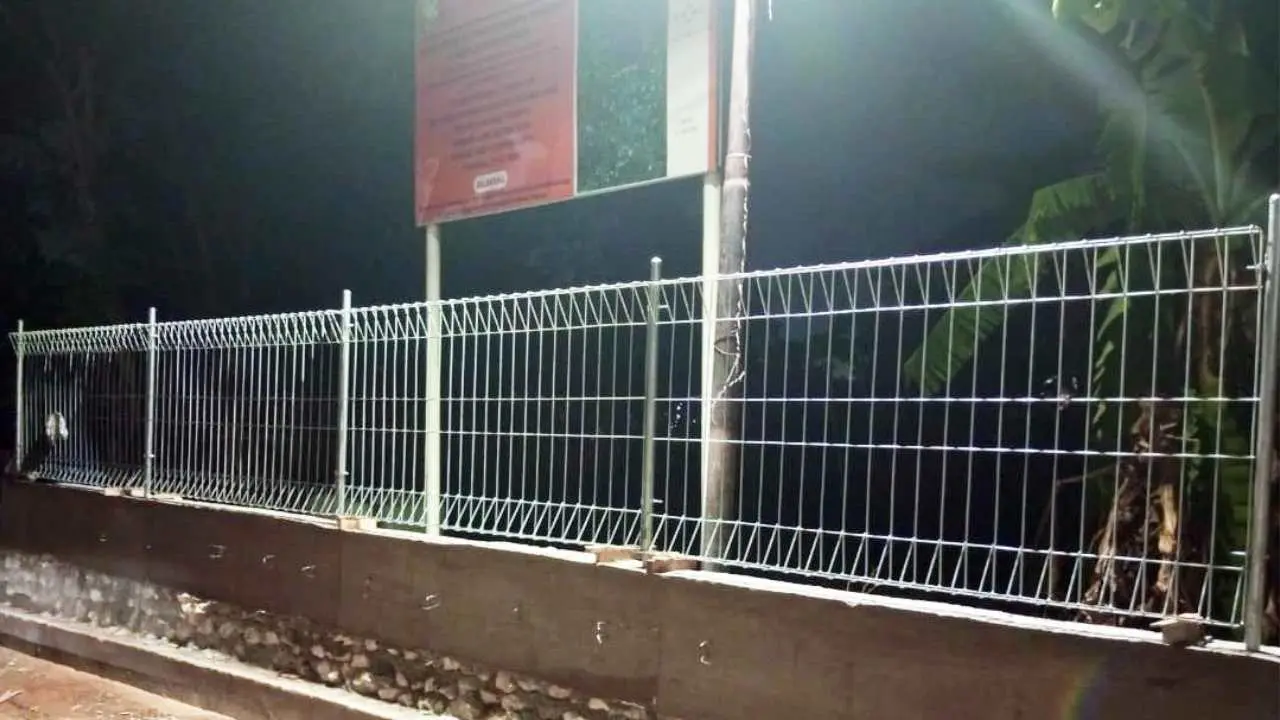 Dinas Pertanahan Lakukan Pemagaran 5 Fasum di Komplek Unhas Kelurahan Biring Romang