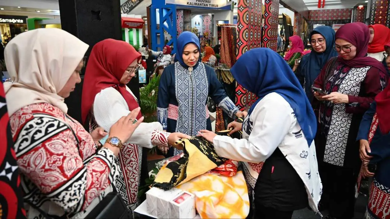 Produk UMKM Bisa Go Ekspor, TP PKK Sulsel Ikut Pameran di Batam 2 Produk UMKM Bisa Go Ekspor, TP PKK Sulsel Ikut Pameran di Batam