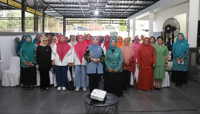 Antusias Sambut Kedatangan Sofha Marwah, Bupati Luwu Utara Siap Kawal Program PKK Sulsel