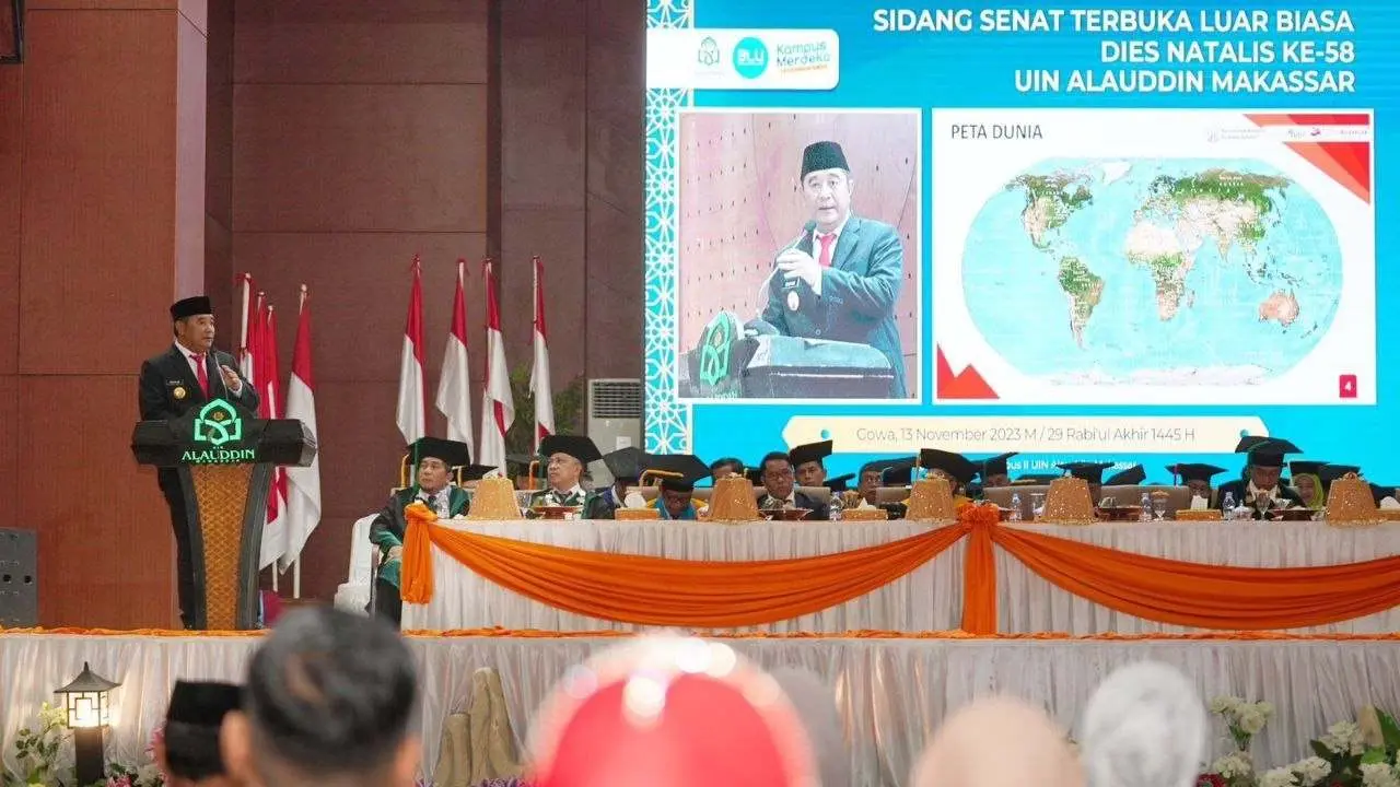 Pj Gubernur Bahtiar Paparkan Lanskap Pembangunan Sulsel di Dies Natalis UIN Alauddin 2 Pj Gubernur Bahtiar Paparkan Lanskap Pembangunan Sulsel di Dies Natalis UIN Alauddin