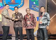 Bupati Pangkep Terima UHC Award dari Menteri Kesehatan RI