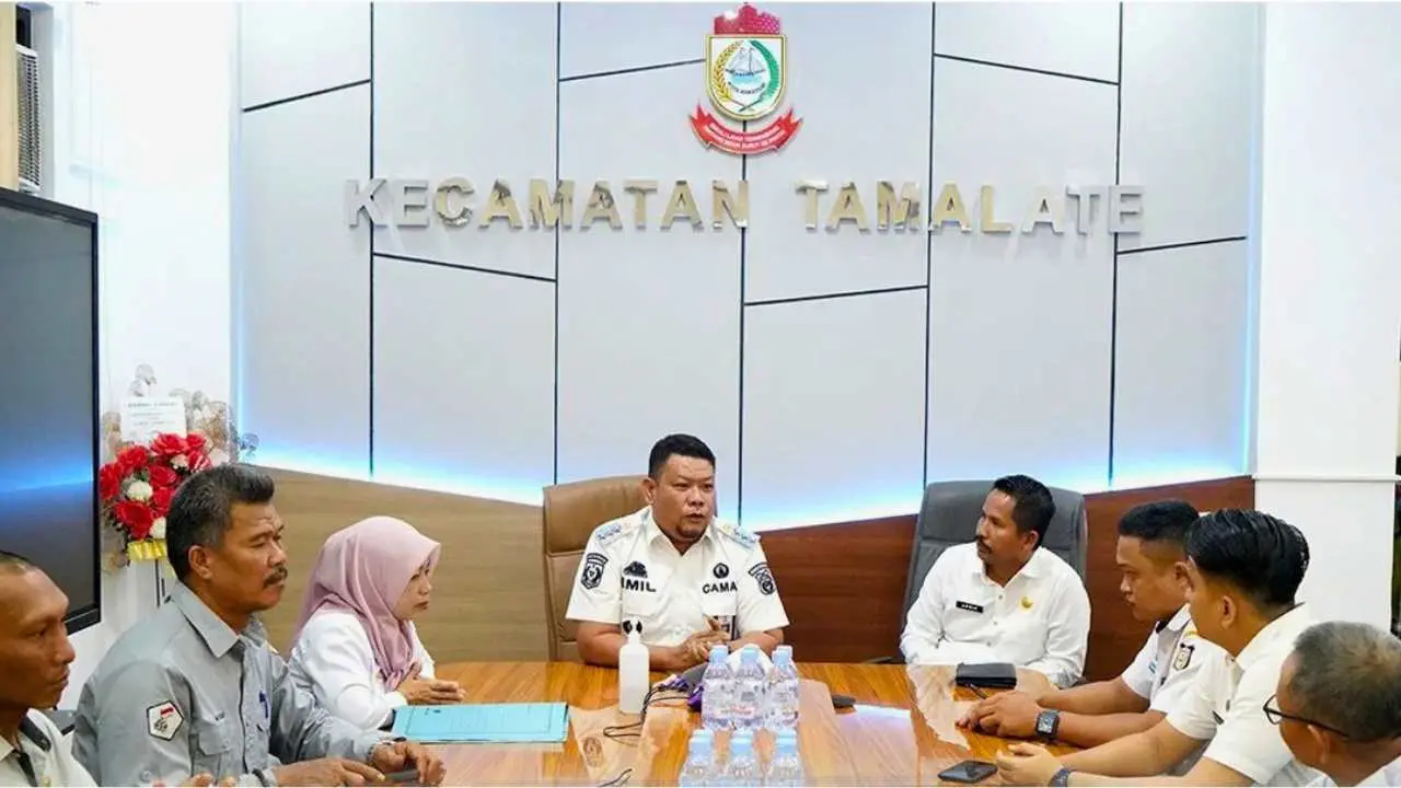 Camat Tamalate Terima Kunjungan Studi Tiru Pemkab Polman