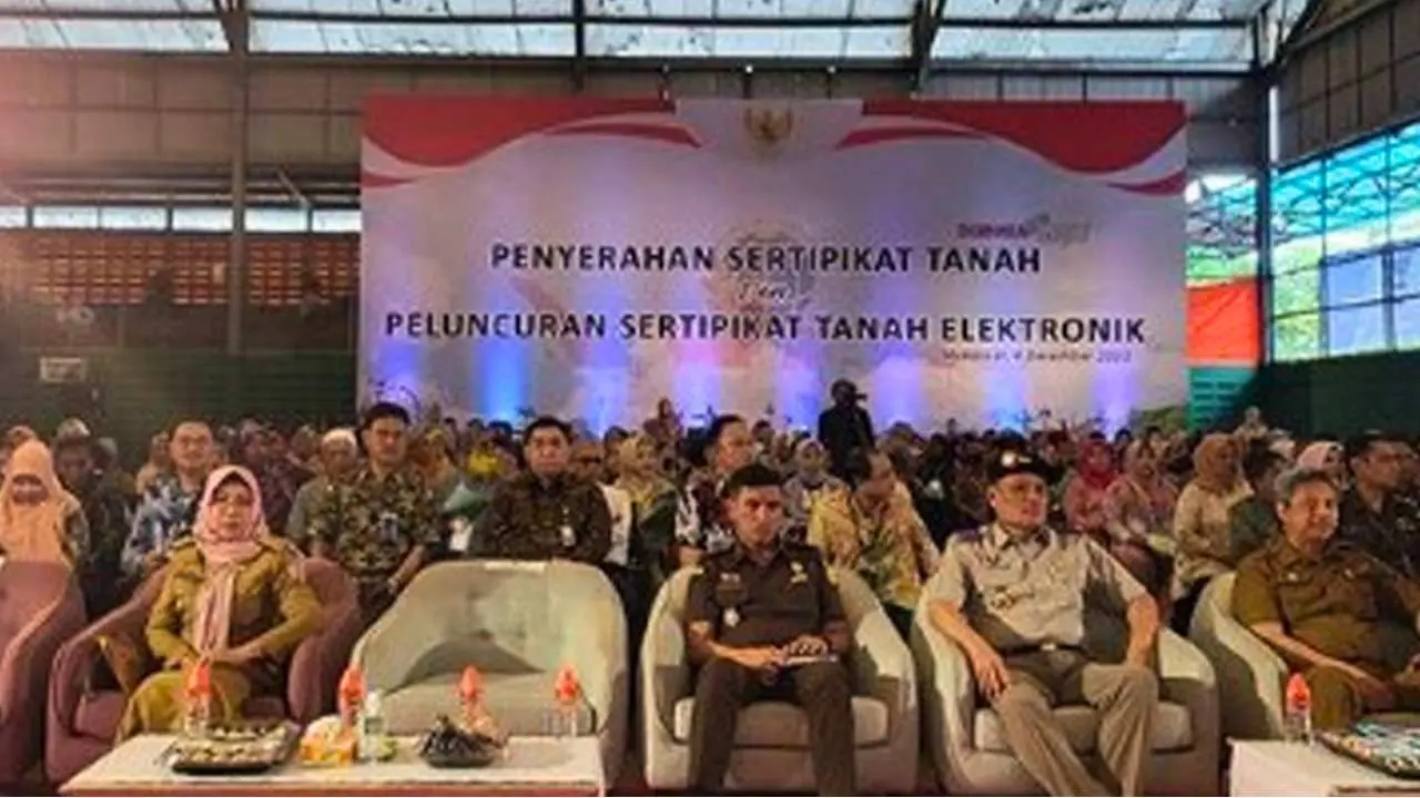 Kadistan Makassar Wakili Wali Kota Hadiri Launching Sertifikat Elektronik