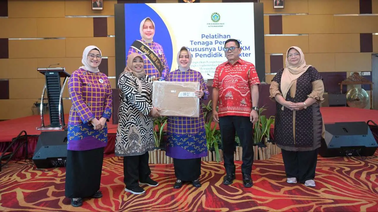 Bunda PAUD Makassar Ajak Guru dan Kepala Sekolah Refleksi Diri untuk PAUD