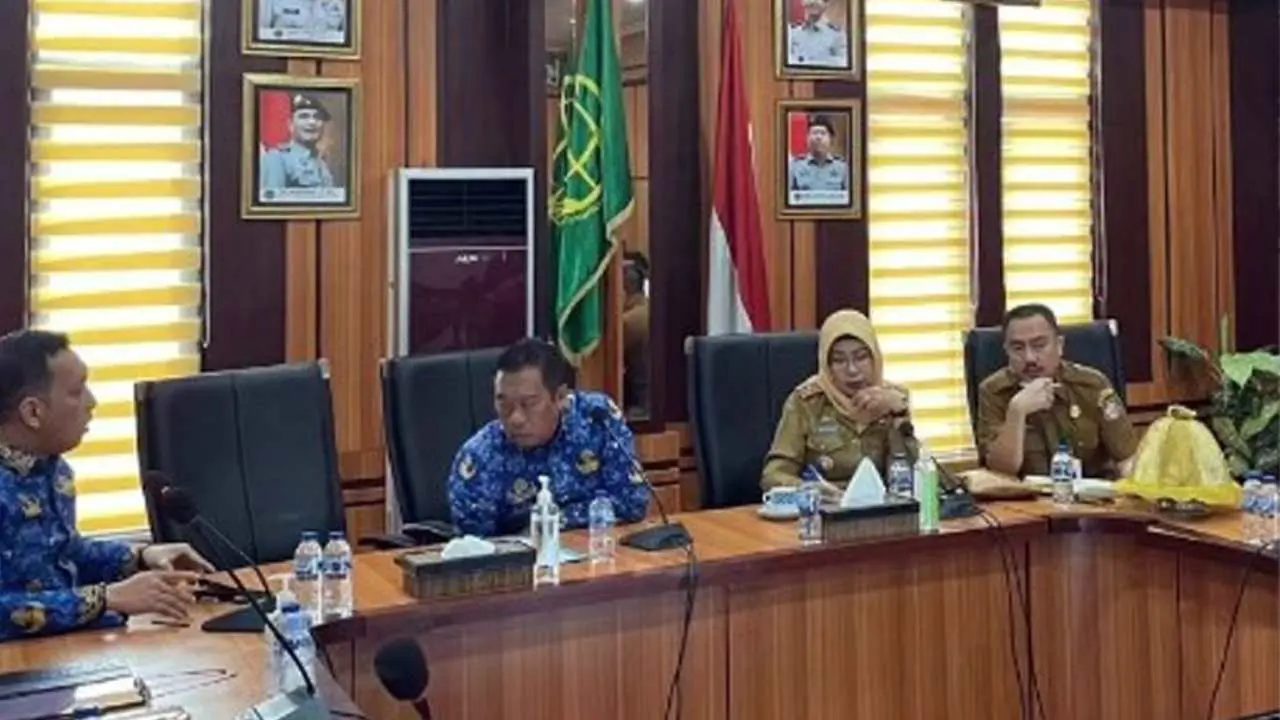 Kadistan Bahas Rencana Penerimaan Sertipikat HPL Lapangan Karebosi