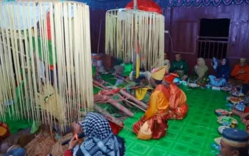 Bupati MYL Bersama Jajaran Forkopimda Hadiri Mappalili Arajang Segeri 10 Bupati Pangkep Lantik Dewan Adat Labakkang