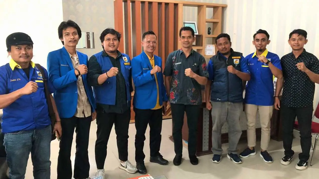 Pengurus KNPI yang Baru Silaturahmi dengan Kadis Kominfo Jeneponto, Ini yang Dibahas