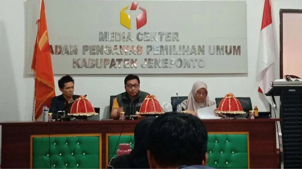 Ketua Bawaslu Jeneponto Memastikan Kondisi Logistik Pemilu dalam Keadaan Aman
