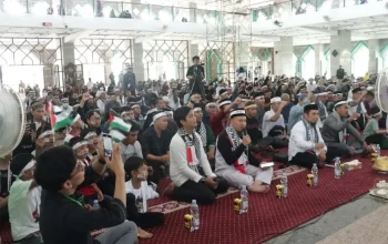 Ribuan Peserta Munajat Bela Palestina di Makassar Serukan Boikot Produk Israel dan Ikut Gerakan Julid Fisabilillah 2 Ribuan Peserta Munajat Bela Palestina di Makassar Serukan Boikot Produk Israel dan Ikut Gerakan Julid Fisabilillah