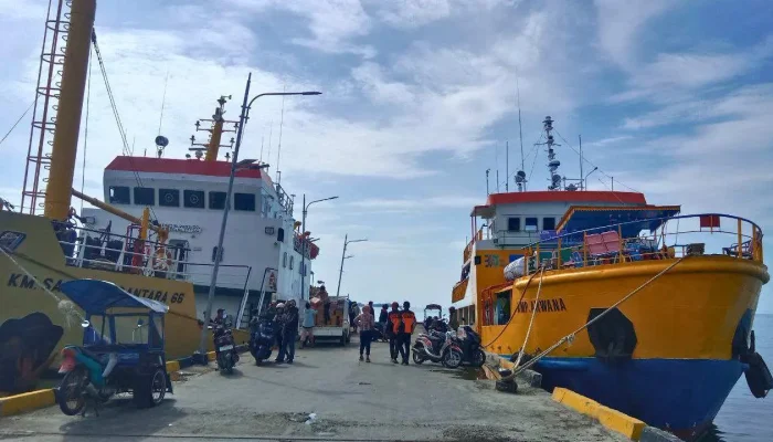 Misinterpretasi Buruh Bongkar Muat, Kepala Kantor UPP Kelas II Maccini Baji Beri Tanggapan