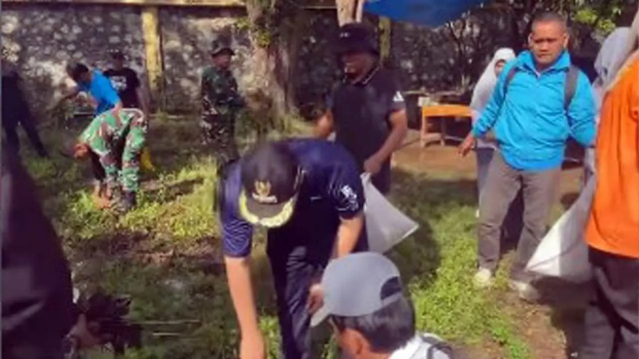 Bupati Pangkep Pimpin Jum’at Bersih Bebas DBD