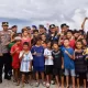 Bahtiar Baharuddin Semangati Anak Nelayan di Takalar untuk Jadi Pemimpin