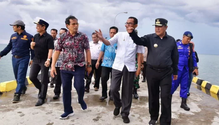 Pj Gubernur Bahtiar Tinjau Stasiun Pasang Surut Air Laut Pendeteksi Dini Tsunami