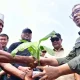 Tanam Perdana Pisang Cavendish di Lutim, Petani Terharu Terima Bantuan Bibit