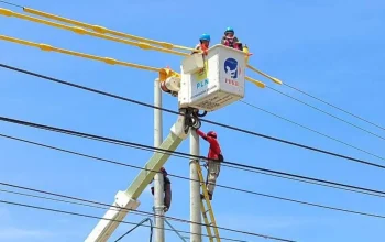 PLN & PLN Icon Plus Antisipasi Dampak Cuaca Ekstrem Terhadap Keamanan Jaringan Listrik-Internet di Sulselrabar 7 PLN & PLN Icon Plus Antisipasi Dampak Cuaca Ekstrem Terhadap Keamanan Jaringan Listrik-Internet di Sulselrabar