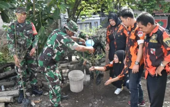 Koramil Makassar Gelar Karya Bhakti Penanaman Pohon di Bara-barayya 8 Koramil Makassar Gelar Karya Bhakti Penanaman Pohon di Bara-barayya