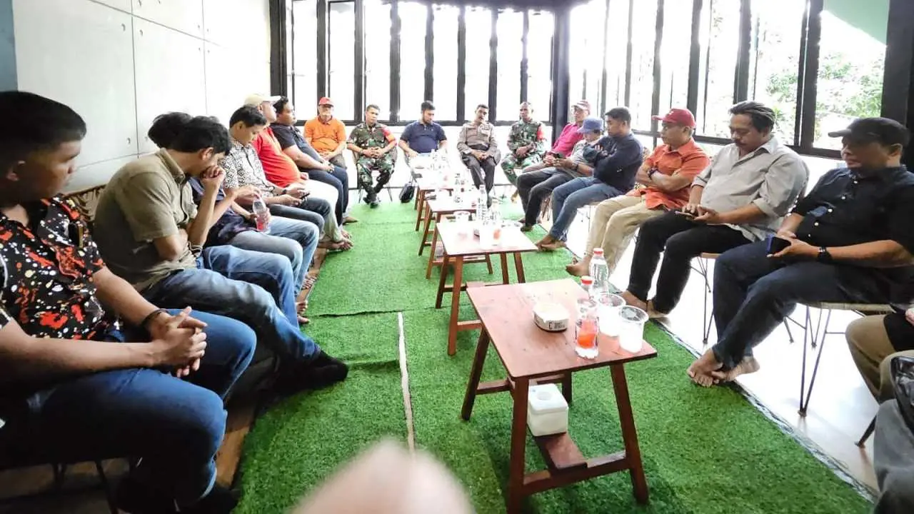 Camat Manggala Gelar Silaturahmi Bersama Tripika, Lurah & Pj Ketua LPM Kelurahan