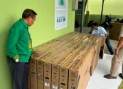 Dukung Pengembangan Dunia Pendidikan, PLN Salurkan Bantuan Smart TV ke Madrasah di Gowa
