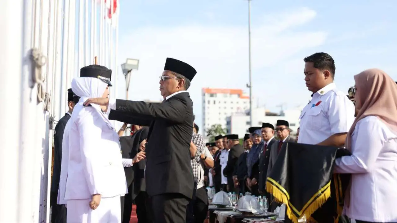 Pesan Danny Pomanto ke Camat yang Dilantik: Fokus Lorong Wisata Hingga Hidupkan Program Sentuh Hati