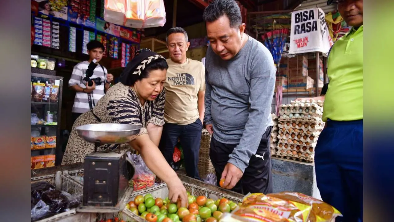 Pasar Murah Pemprov Sulsel di Bone Diserbu Warga, Strategi Kendalikan Inflasi