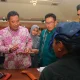 Pj Gubernur Bahtiar Serahkan Penghargaan ke Komunitas Bilah Pusaka