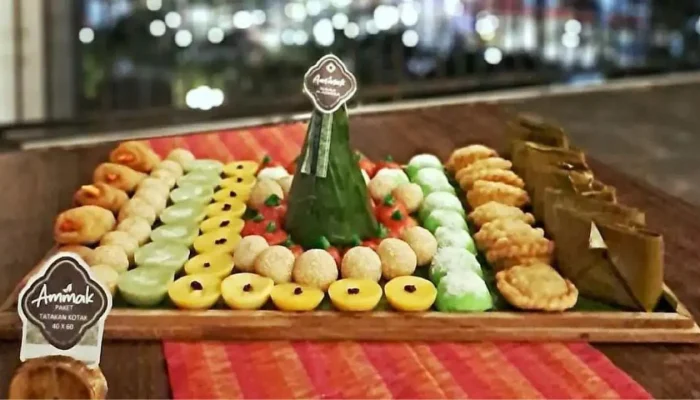 Ammak Kue Hadirkan Jajanan Pasar Khas Makassar dengan Sentuhan Premium