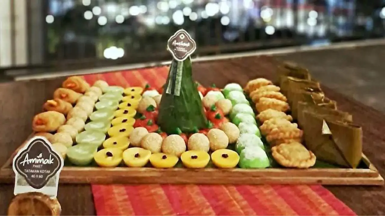 Ammak Kue Hadirkan Jajanan Pasar Khas Makassar dengan Sentuhan Premium